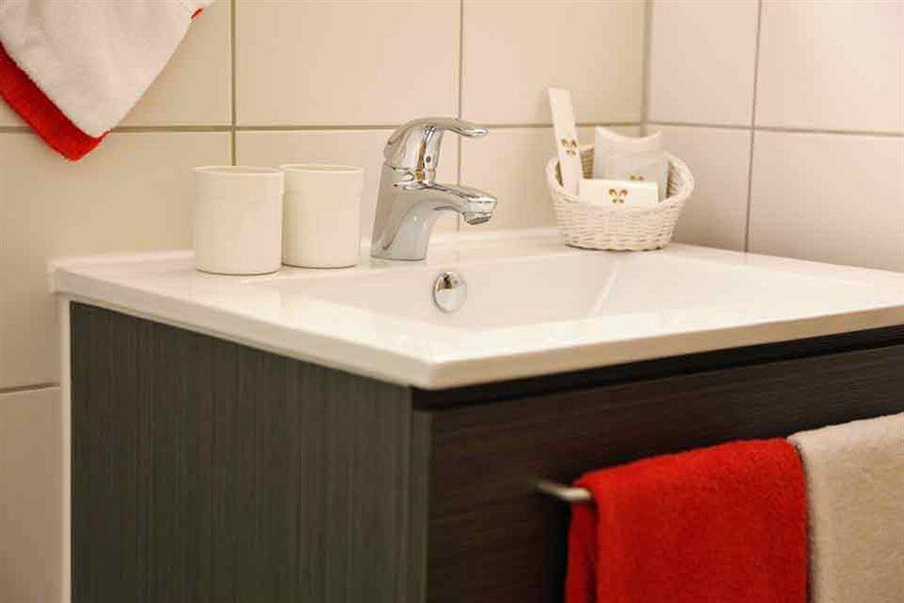 Stadt-Gut-Hotel Filderhotel Ostfildern Bagian luar foto
