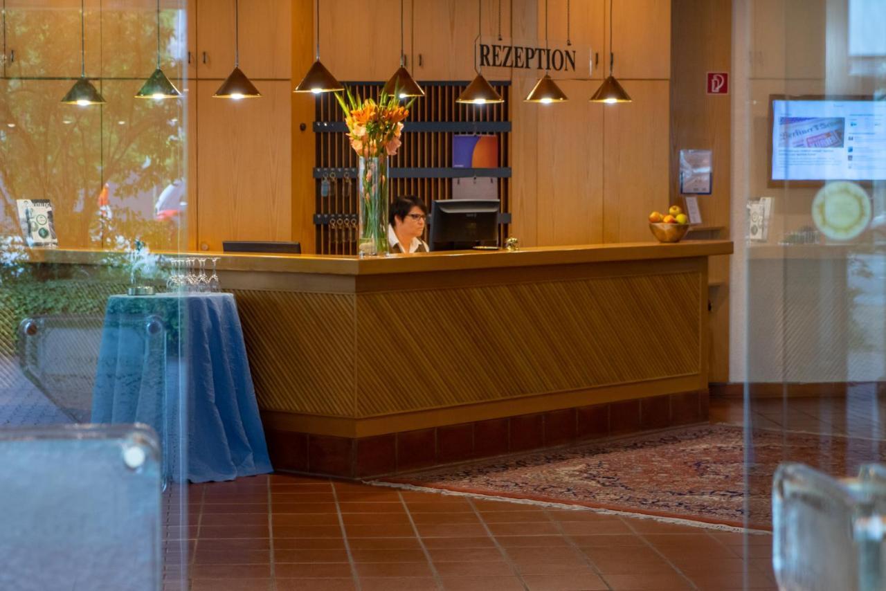 Stadt-Gut-Hotel Filderhotel Ostfildern Bagian luar foto